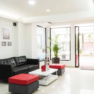Quinta Avenida 3*, Medellín Colômbia